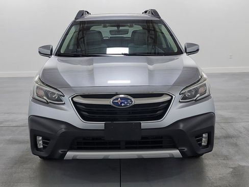Used 2021 Subaru Outback Limited image 3