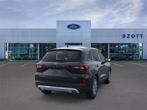 New 2025 Ford Escape Active w/ Cold Weather Package image 8