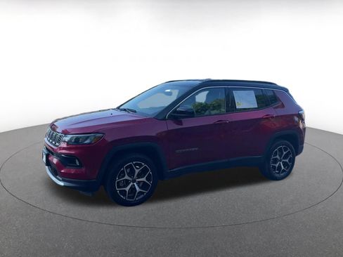 Used 2025 Jeep Compass Limited AWD/4WD image 6