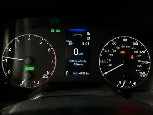 Certified 2024 Toyota Corolla Cross AWD Hybrid image 15