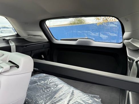 New 2025 Volvo EX90 Plus w/ Protection Package Premier image 11