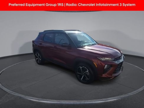 Used 2022 Chevrolet TrailBlazer RS image 2