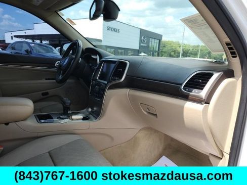 Used 2015 Jeep Grand Cherokee Overland RWD image 29