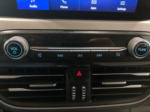 Used 2022 Ford Escape SE image 23