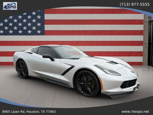 Used 2016 Chevrolet Corvette Stingray Coupe w/ 3LT Preferred Equipment Group RWD image 2