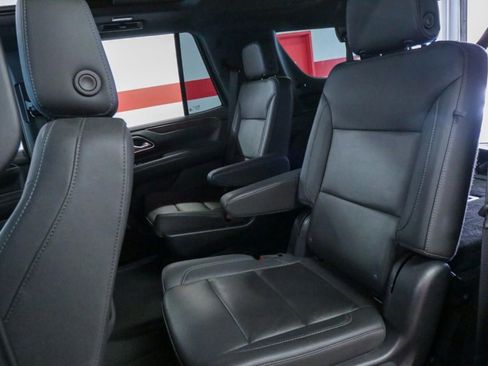 Used 2022 Chevrolet Tahoe LT w/ Luxury Package RWD image 14