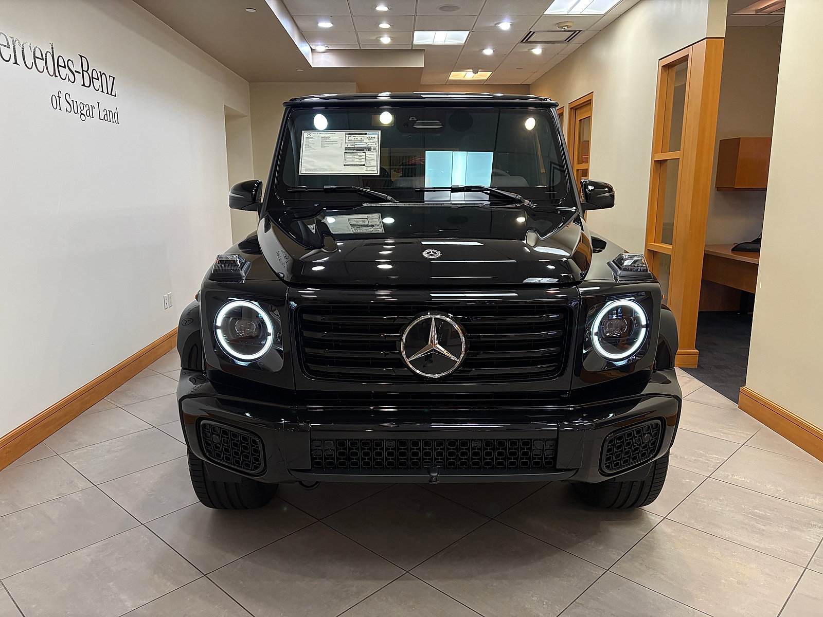 New 2027 Mercedes-Benz G 580 e image 2