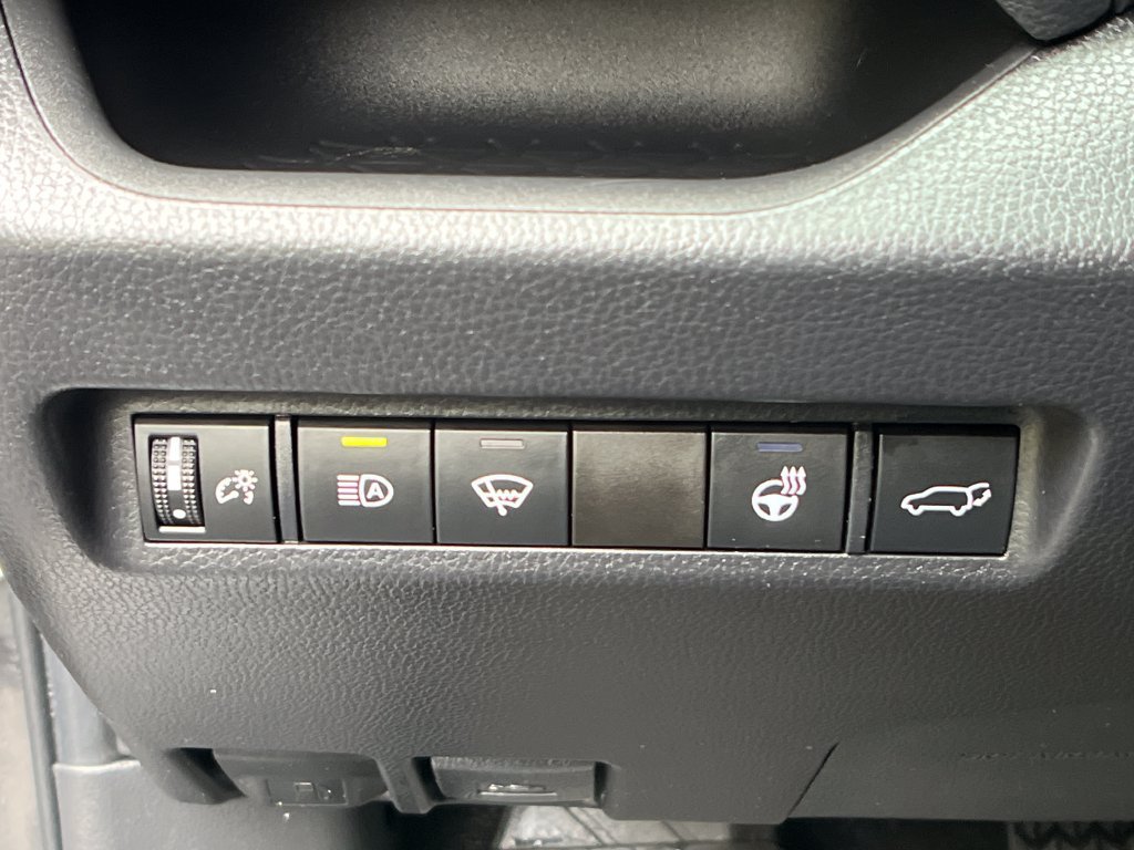 Certified 2022 Toyota RAV4 XLE w/ Convenience Package AWD/4WD image 28
