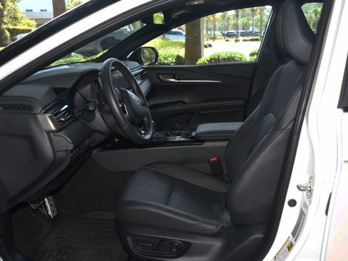 Used 2025 Toyota Camry LE image 8