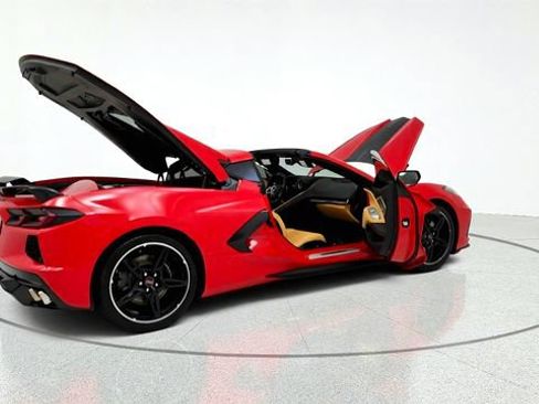 Used 2023 Chevrolet Corvette Stingray Premium Cpe w/ Z51 Performance Package RWD image 19