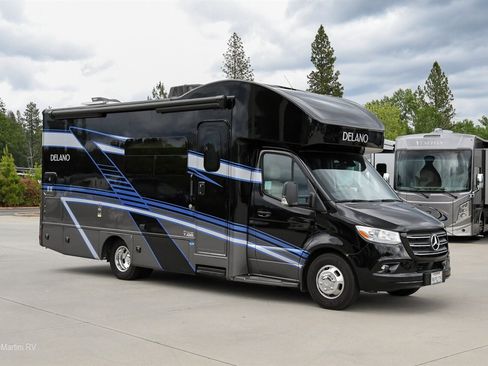 Used 2022 Mercedes-Benz Sprinter 3500 image 1