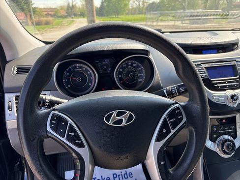Used 2012 Hyundai Elantra GLS w/ Preferred Pkg 3 FWD image 27