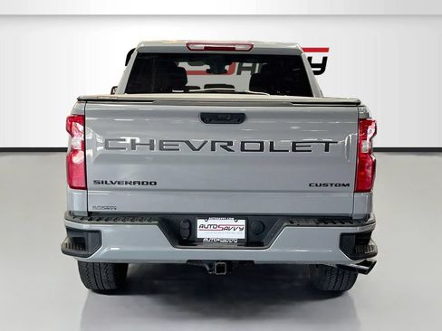 Used 2025 Chevrolet Silverado 1500 Custom w/ Turbomax Blackout Package AWD/4WD image 6