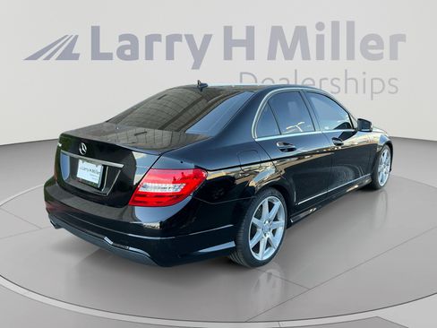 Used 2014 Mercedes-Benz C 250 Sedan image 5
