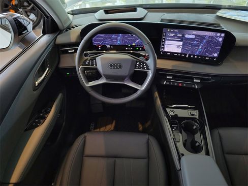 New 2026 Audi Q3 quattro 2.0T image 23