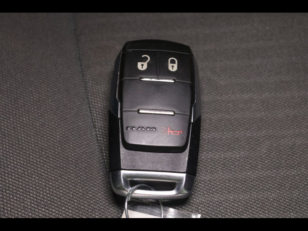 Used 2022 RAM 2500 Big Horn AWD/4WD image 11