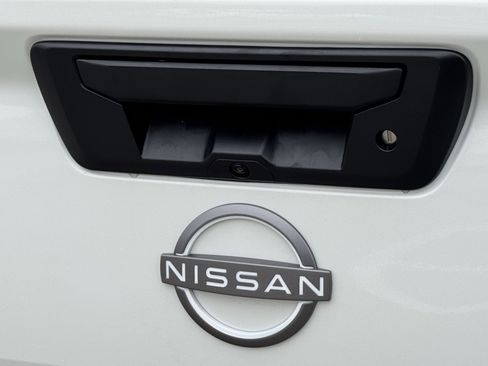 Certified 2025 Nissan Frontier SV w/ SV Convenience Package image 42