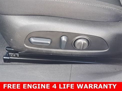 Used 2024 Chevrolet Malibu LT image 6