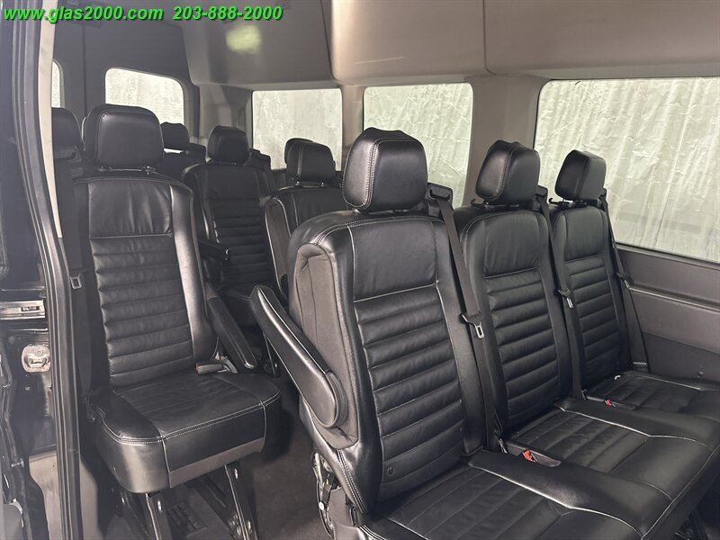 Used 2020 Ford Transit 350 XLT RWD image 9