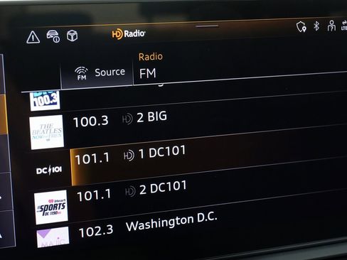 Used 2024 Audi Q5 e Premium Plus w/ Premium Plus Package image 58