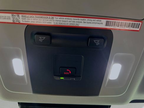 Used 2025 Toyota Camry LE FWD image 21