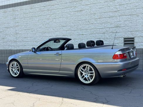 Used 2004 BMW 330Ci Convertible RWD image 2