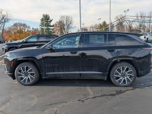 New 2025 Jeep Wagoneer S Limited w/ Comfort Package image 5