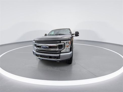 Used 2022 Ford F250 XLT image 4