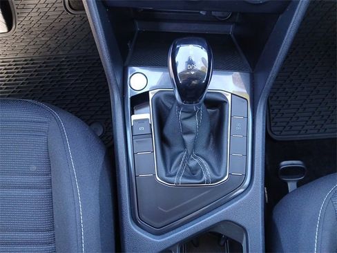 Used 2024 Volkswagen Tiguan S image 29