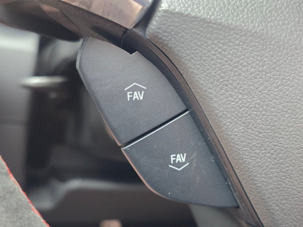 Used 2023 Chevrolet Camaro ZL1 RWD image 43