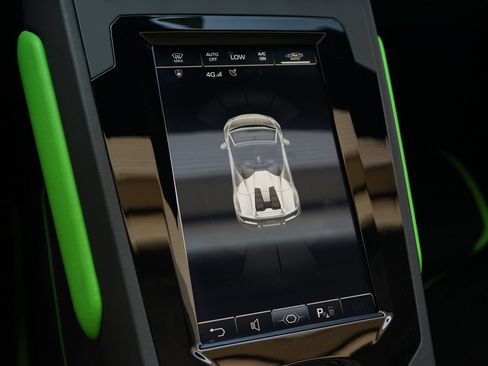 Used 2023 Lamborghini Huracan EVO RWD image 8