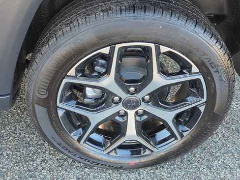 New 2026 Jeep Compass Limited image 6