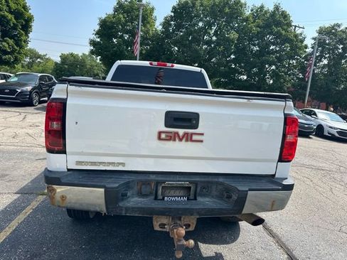 Used 2011 Chevrolet Silverado 2500 W/T w/ Snow Plow Prep Package AWD/4WD image 4