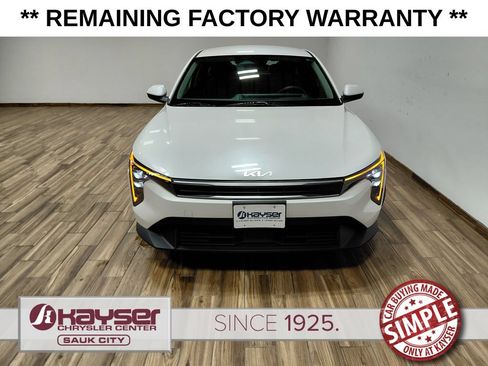 Used 2025 Kia K4 FWD image 3
