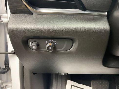 Used 2023 Chevrolet Traverse High Country w/ LPO, Floor Liner Package AWD/4WD image 13
