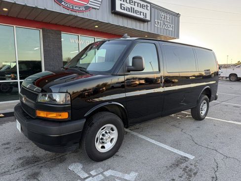 Used 2025 Chevrolet Express 2500 w/ Driver Convenience Package image 1