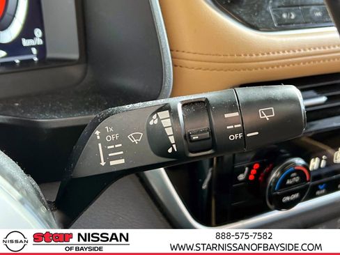 Used 2023 Nissan Rogue Platinum w/ Platinum Premium Package AWD/4WD image 24