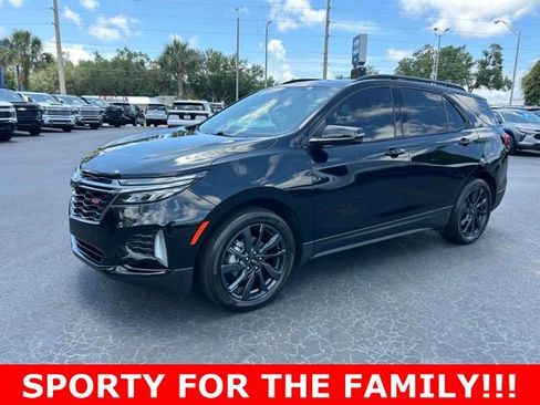Used 2023 Chevrolet Equinox RS w/ RS Leather Package FWD image 3