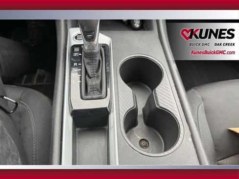 Used 2025 Nissan Altima 2.5 SV FWD image 18