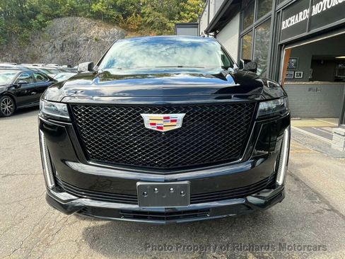 Used 2022 Cadillac Escalade Sport image 10