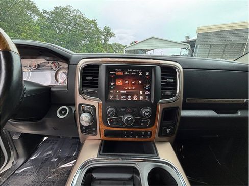 Used 2017 RAM 1500 Laramie Longhorn AWD/4WD image 11