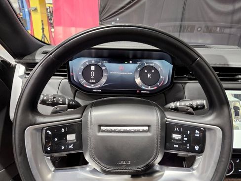 Used 2023 Land Rover Range Rover SE AWD/4WD image 20