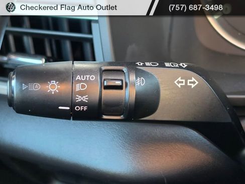 Used 2022 Mitsubishi Outlander SEL Black Edition image 31