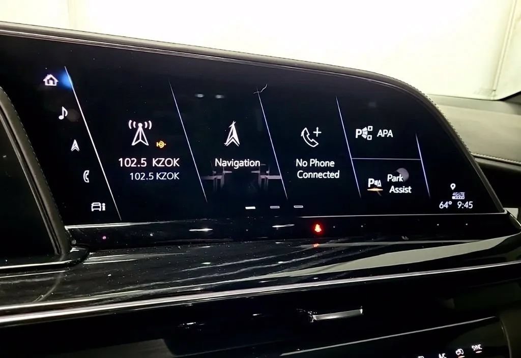Used 2021 Cadillac Escalade Sport w/ Driver Assist Tech Package AWD/4WD image 23