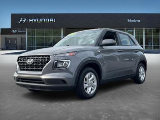 Certified 2023 Hyundai Venue SE w/ Cargo Package image 1
