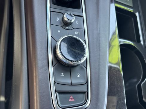 Used 2023 Cadillac Escalade Premium Luxury Platinum AWD/4WD image 45