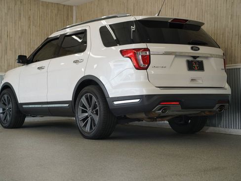 Used 2019 Ford Explorer Limited w/ Ford Safe & Smart Package AWD/4WD image 7