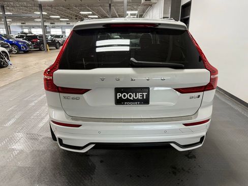 Used 2024 Volvo XC60 B5 Plus w/ Protection Package Premier AWD/4WD image 5