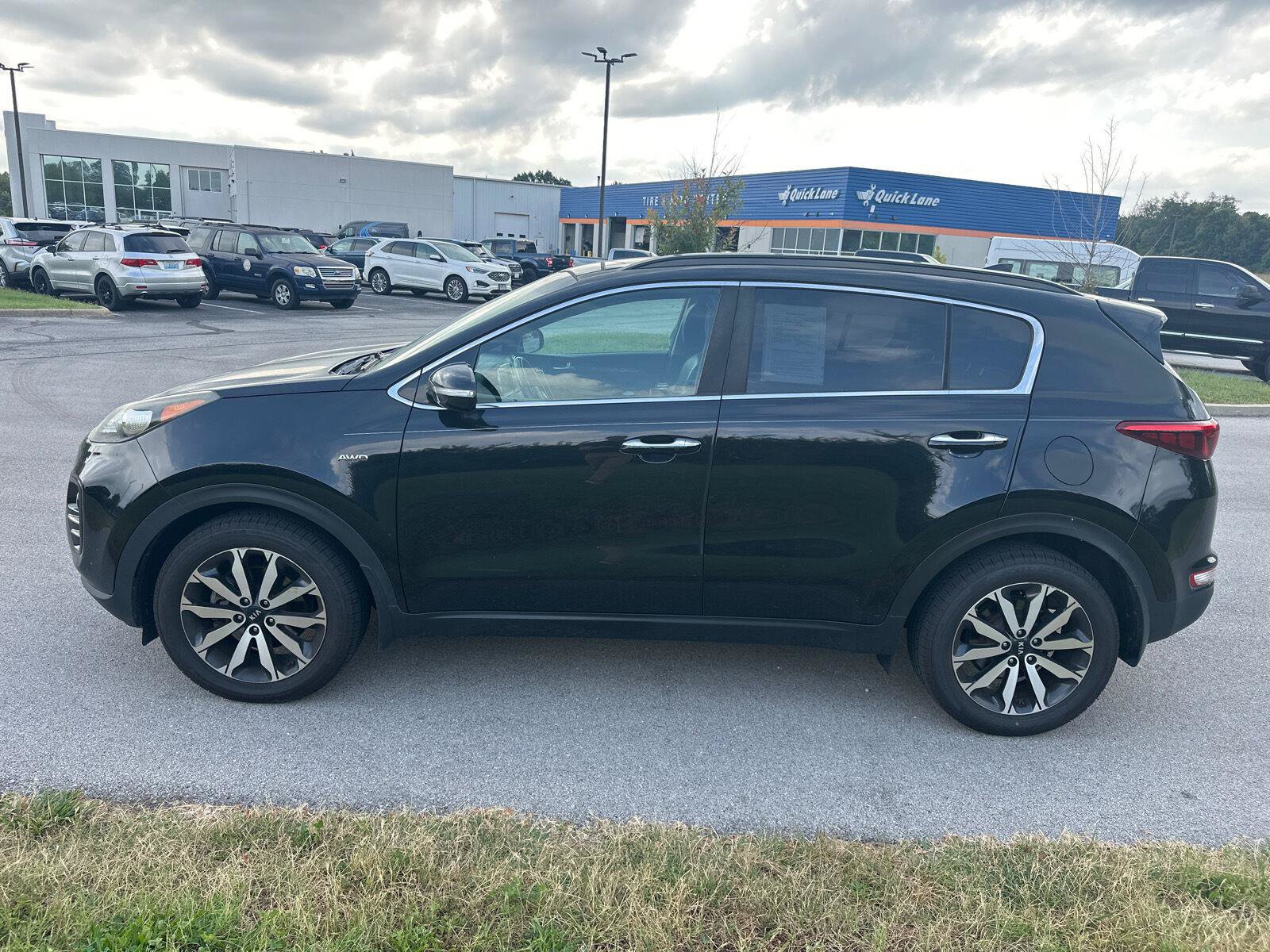 Used 2018 Kia Sportage EX w/ EX Premium Package AWD/4WD image 9