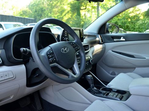Used 2020 Hyundai Tucson Value FWD image 14